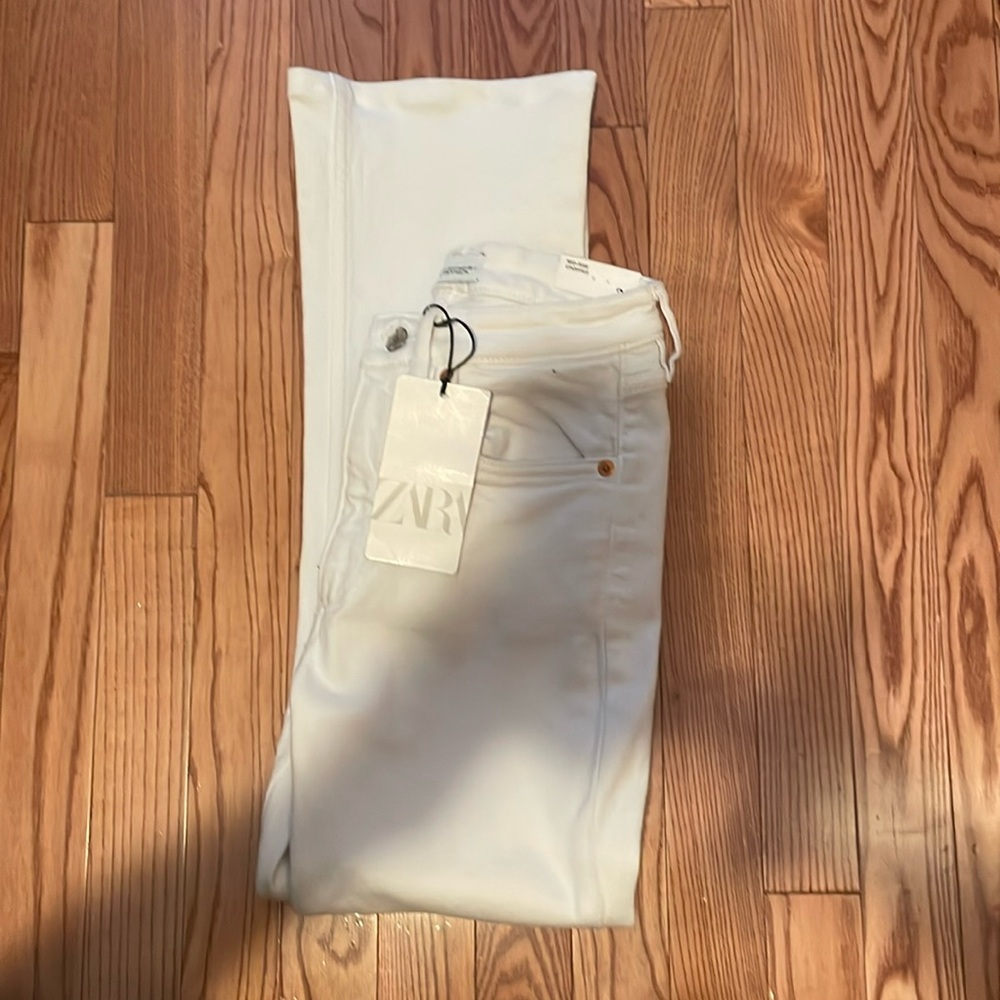 Zara mid rise trf cropped flare jeansNWT - Picture 2 of 4